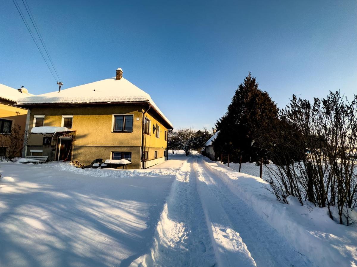 Chalupa V Zapadnych Tatrach Bobrovec Exteriör bild
