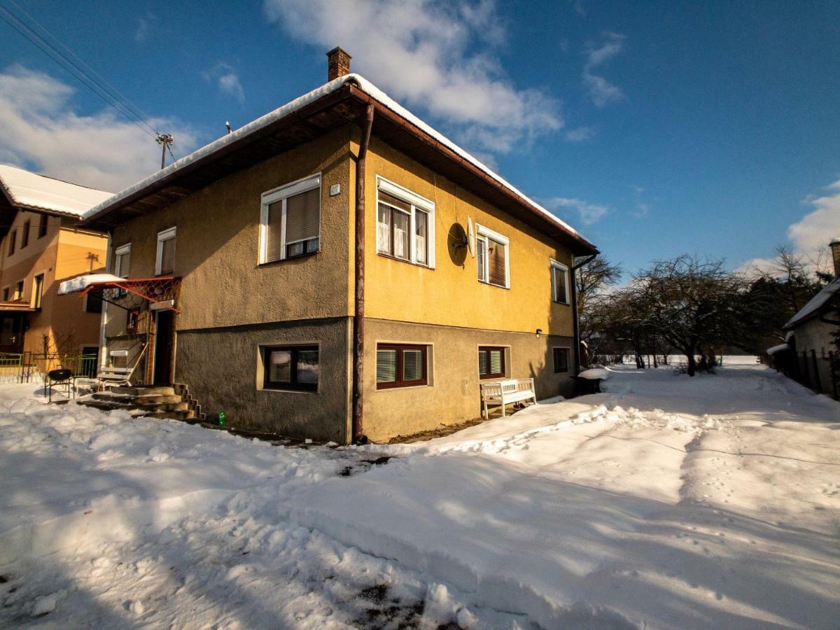 Chalupa V Zapadnych Tatrach Bobrovec Exteriör bild